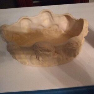 Cast angel planter